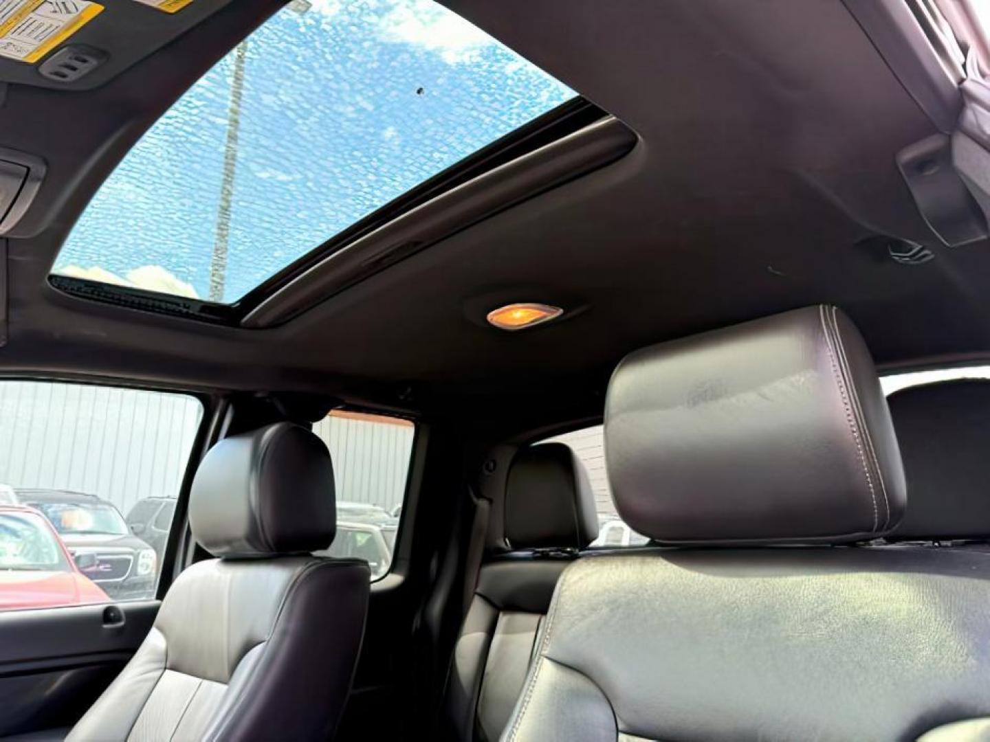 2012 RED /Black Leather Interior Ford F-150 (1FTFX1EF6CF) with an 50L V8 engine, Automatic transmission, located at 1175 N Woodruff Ave, Idaho Falls, ID, 83401, 43.506901, -111.999657 - At Timberline Auto, finding a great deal on your next vehicle is always easy! Our experienced sales staff's goal is to help find you the right vehicle at the right price! Our knowledgeable finance department has options for almost any credit score. We offer extended service contract options to prote - Photo#16