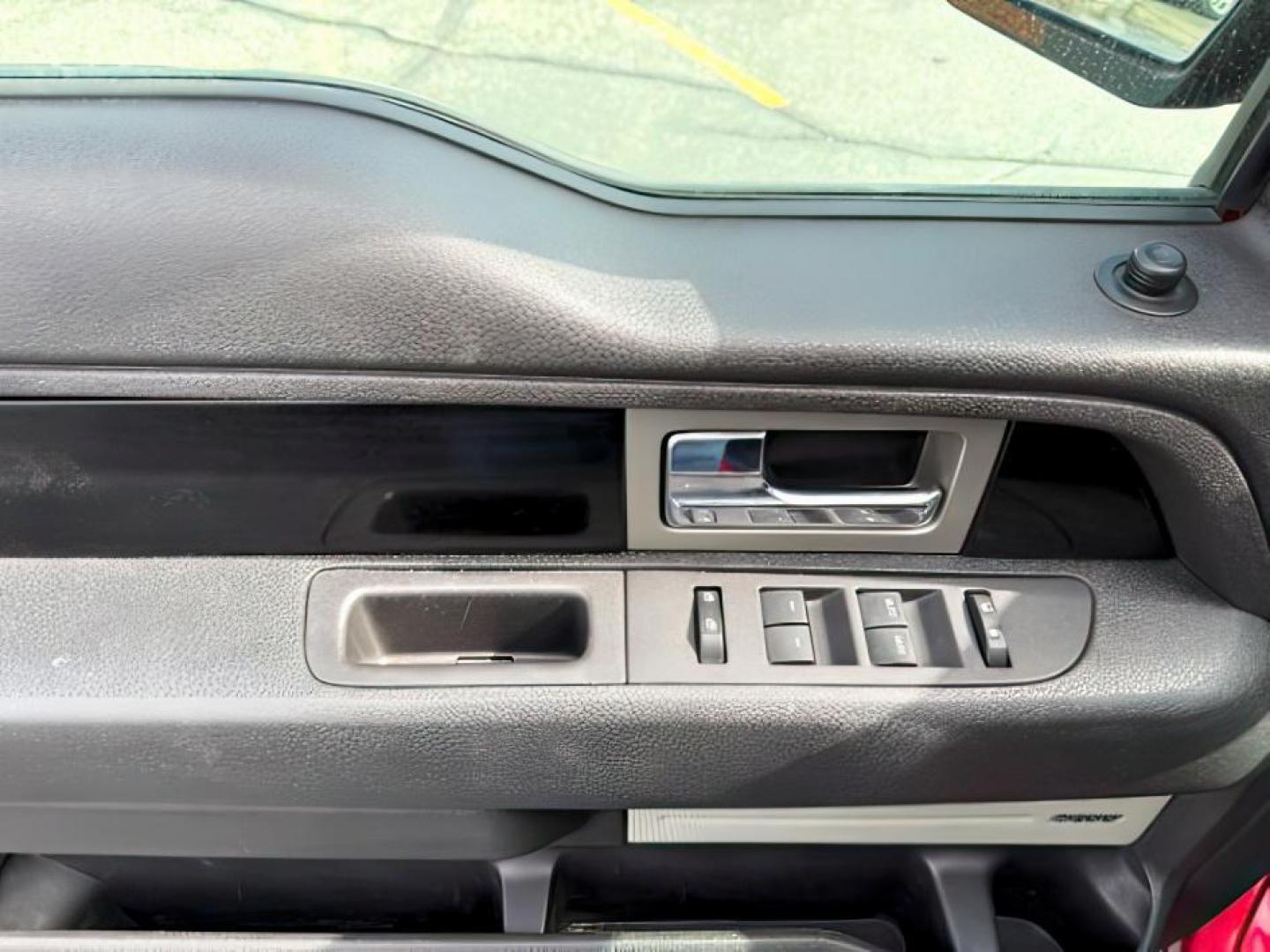 2012 RED /Black Leather Interior Ford F-150 (1FTFX1EF6CF) with an 50L V8 engine, Automatic transmission, located at 1175 N Woodruff Ave, Idaho Falls, ID, 83401, 43.506901, -111.999657 - At Timberline Auto, finding a great deal on your next vehicle is always easy! Our experienced sales staff's goal is to help find you the right vehicle at the right price! Our knowledgeable finance department has options for almost any credit score. We offer extended service contract options to prote - Photo#17
