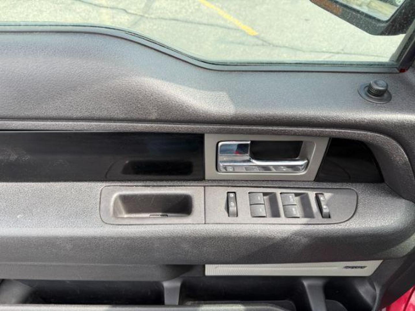 2012 RED /Black Leather Interior Ford F-150 FX4 SuperCab 6.5-ft. Bed 4WD (1FTFX1EF6CF) with an 5.0L V8 engine, 6-Speed Automatic transmission, located at 1235 N Woodruff Ave., Idaho Falls, 83401, (208) 523-1053, 43.507172, -112.000488 - Photo#17