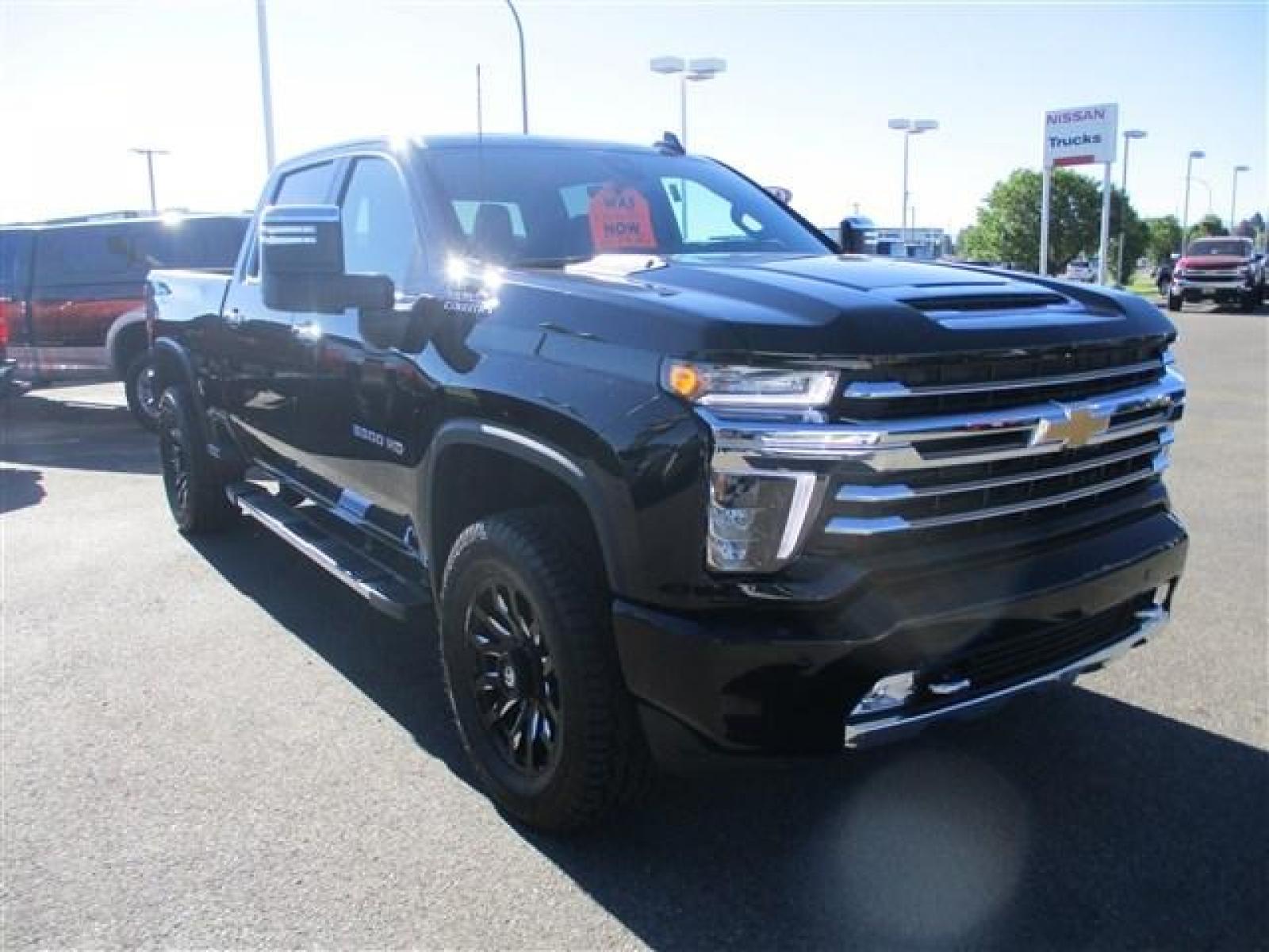 2022 BLACK /BLACK CHEVROLET SILVERADO 3500 HIGH COUNTRY (1GC4YVEY5NF) with an 8 engine, Automatic transmission, located at 1580 E Lincoln Rd, Idaho Falls, ID, 83401, (208) 523-4000, 0.000000, 0.000000 - 20 INCH FUEL BLITZ WRAPPED IN 35 INCH DYNAPRO AT2'S WITH 90% TREAD. HIGH COUNTRY PACKAGE. POWER EXTEND/FOLD MIRRORS. 360 DEGREE CAMERA. DIGITAL REAR VIEW MIRROR. MECHANICALLY STOCK. STOCK SUSPENSION. FACTORY 5TH WHEEL PUCK SYSTEM. HEATED AND COOLED SEATS. SUNROOF. ANROID AUTO AND APPLE CAR PLAY. 6. - Photo #7
