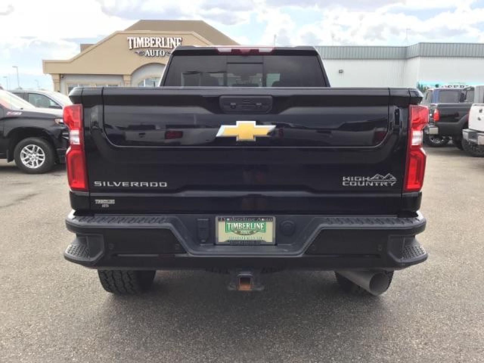 2022 Black /Jet Black Chevrolet Silverado 3500HD High Country Crew Cab 4WD (1GC4YVEY5NF) with an 6.6L V8 OHV 32V TURBO DIESEL engine, 6-Speed Automatic transmission, located at 1235 N Woodruff Ave., Idaho Falls, 83401, (208) 523-1053, 43.507172, -112.000488 - Photo #4