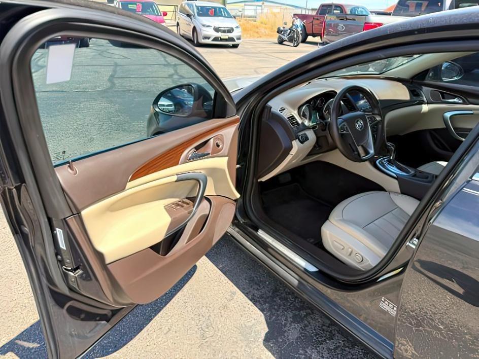 2011 BLACK /LEATHER Buick Regal CXL (W04GR5EC4B1) with an 2.4L I-4 port/direct injection engine, AUTOMATIC transmission, located at 1235 N Woodruff Ave., Idaho Falls, 83401, (208) 523-1053, 43.507172, -112.000488- Photo#10