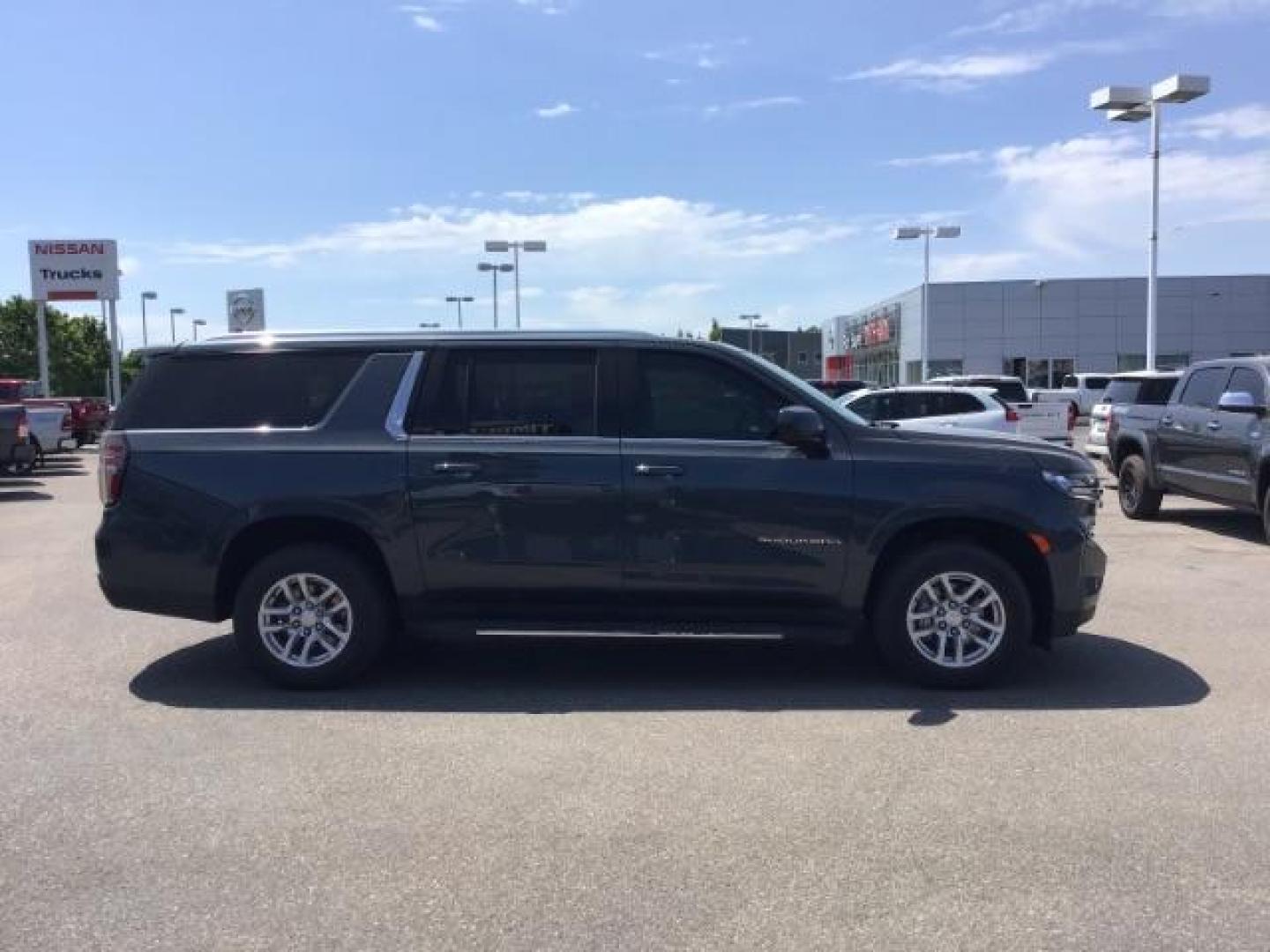 2021 GRAY /BLACK Chevrolet Suburban (1GNSKCKDXMR) with an 53L V8 OHV 16V engine, Automatic transmission, located at 1175 N Woodruff Ave, Idaho Falls, ID, 83401, 43.506901, -111.999657 - Hard to find late model Carry-All with low miles! It comes with heated seats, back up camera, parking sensors, collision avoidance, auto start/stop (to save on fuel), power folding mirrors, BOSE premium sound, and many, many more options! At Timberline Auto it is always easy to find a great deal - Photo#49