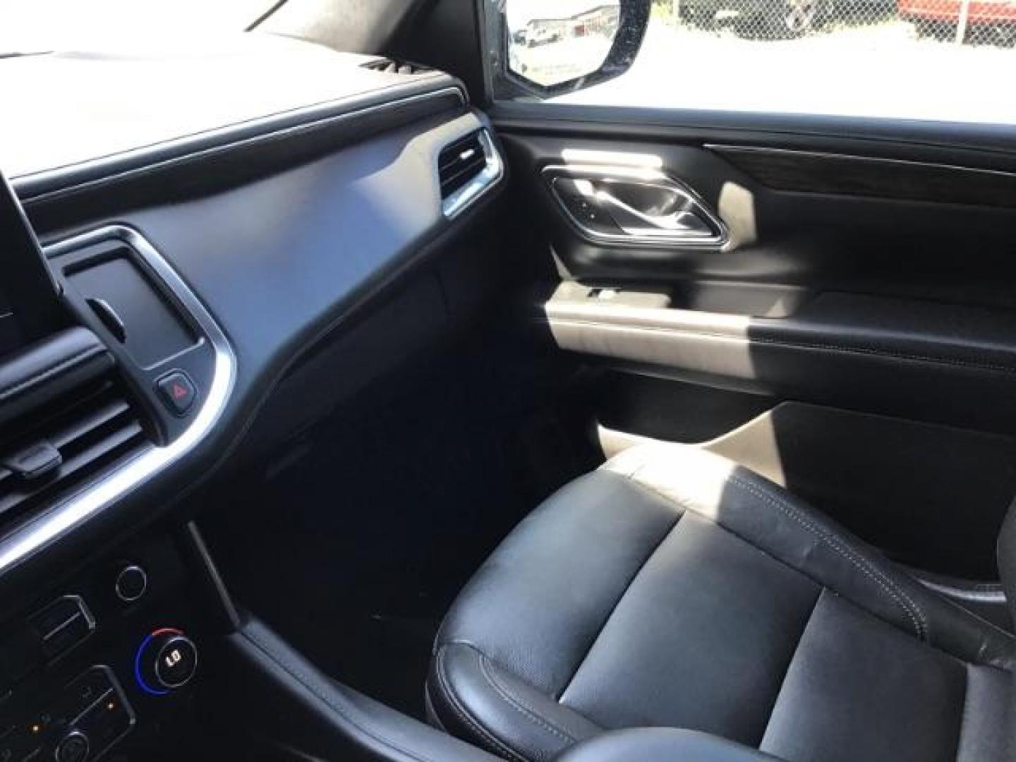 2021 GRAY /BLACK Chevrolet Suburban (1GNSKCKDXMR) with an 53L V8 OHV 16V engine, Automatic transmission, located at 1175 N Woodruff Ave, Idaho Falls, ID, 83401, 43.506901, -111.999657 - Hard to find late model Carry-All with low miles! It comes with heated seats, back up camera, parking sensors, collision avoidance, auto start/stop (to save on fuel), power folding mirrors, BOSE premium sound, and many, many more options! At Timberline Auto it is always easy to find a great deal - Photo#71