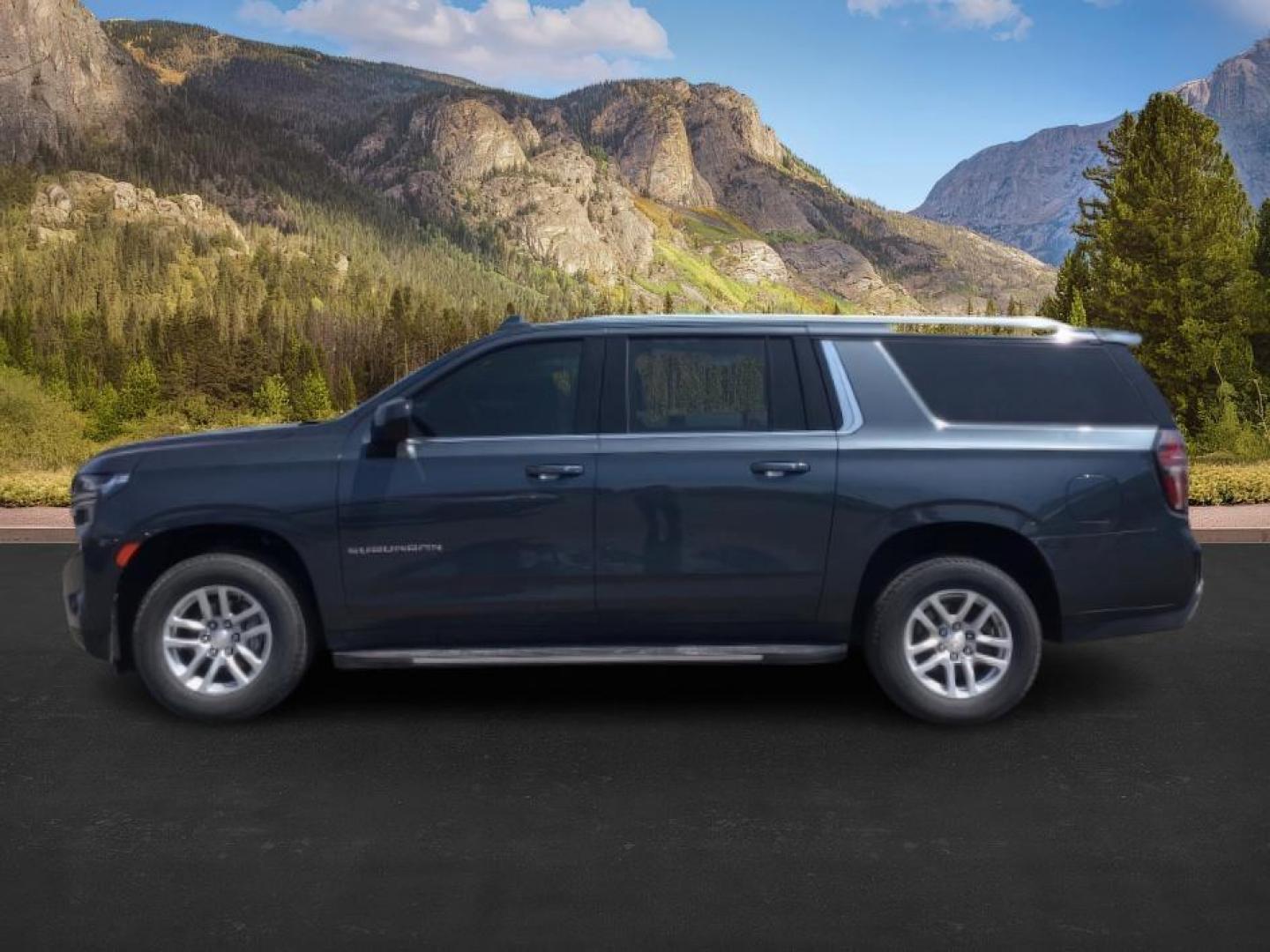 2021 GRAY /BLACK Chevrolet Suburban (1GNSKCKDXMR) with an 53L V8 OHV 16V engine, Automatic transmission, located at 1175 N Woodruff Ave, Idaho Falls, ID, 83401, 43.506901, -111.999657 - Hard to find late model Carry-All with low miles! It comes with heated seats, back up camera, parking sensors, collision avoidance, auto start/stop (to save on fuel), power folding mirrors, BOSE premium sound, and many, many more options! At Timberline Auto it is always easy to find a great deal - Photo#2