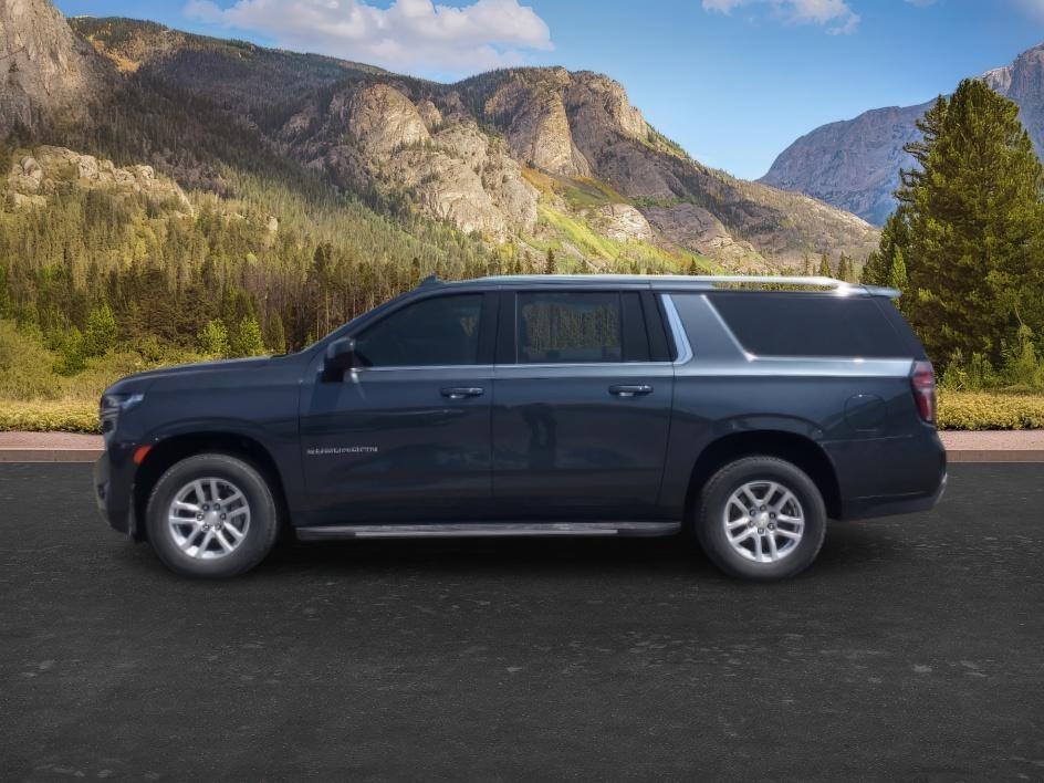 2021 GRAY /BLACK Chevrolet Suburban LT 4WD (1GNSKCKDXMR) with an 5.3L V8 OHV 16V engine, 10-Speed Automatic transmission, located at 1235 N Woodruff Ave., Idaho Falls, 83401, (208) 523-1053, 43.507172, -112.000488 - Hard to find late model Carry-All with low miles! It comes with heated seats, back up camera, parking sensors, collision avoidance, auto start/stop (to save on fuel), power folding mirrors, BOSE premium sound, and many, many more options! At Timberline Auto it is always easy to find a great deal - Photo#2