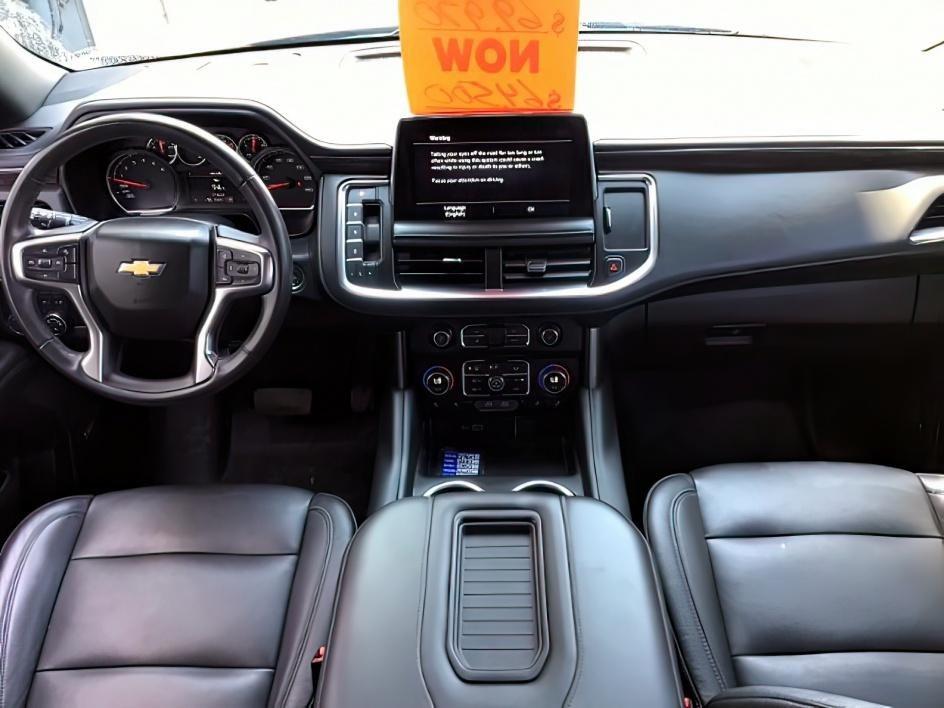 2021 GRAY /BLACK Chevrolet Suburban LT 4WD (1GNSKCKDXMR) with an 5.3L V8 OHV 16V engine, 10-Speed Automatic transmission, located at 1235 N Woodruff Ave., Idaho Falls, 83401, (208) 523-1053, 43.507172, -112.000488 - Hard to find late model Carry-All with low miles! It comes with heated seats, back up camera, parking sensors, collision avoidance, auto start/stop (to save on fuel), power folding mirrors, BOSE premium sound, and many, many more options! At Timberline Auto it is always easy to find a great deal - Photo#22