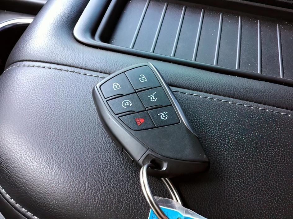 2021 GRAY /BLACK Chevrolet Suburban LT 4WD (1GNSKCKDXMR) with an 5.3L V8 OHV 16V engine, 10-Speed Automatic transmission, located at 1235 N Woodruff Ave., Idaho Falls, 83401, (208) 523-1053, 43.507172, -112.000488 - Hard to find late model Carry-All with low miles! It comes with heated seats, back up camera, parking sensors, collision avoidance, auto start/stop (to save on fuel), power folding mirrors, BOSE premium sound, and many, many more options! At Timberline Auto it is always easy to find a great deal - Photo#34