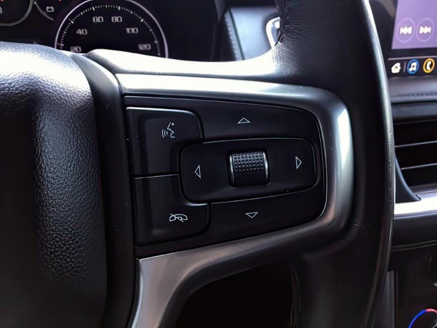 2021 GRAY /BLACK Chevrolet Suburban LT 4WD (1GNSKCKDXMR) with an 5.3L V8 OHV 16V engine, 10-Speed Automatic transmission, located at 1235 N Woodruff Ave., Idaho Falls, 83401, (208) 523-1053, 43.507172, -112.000488 - Hard to find late model Carry-All with low miles! It comes with heated seats, back up camera, parking sensors, collision avoidance, auto start/stop (to save on fuel), power folding mirrors, BOSE premium sound, and many, many more options! At Timberline Auto it is always easy to find a great deal - Photo#36