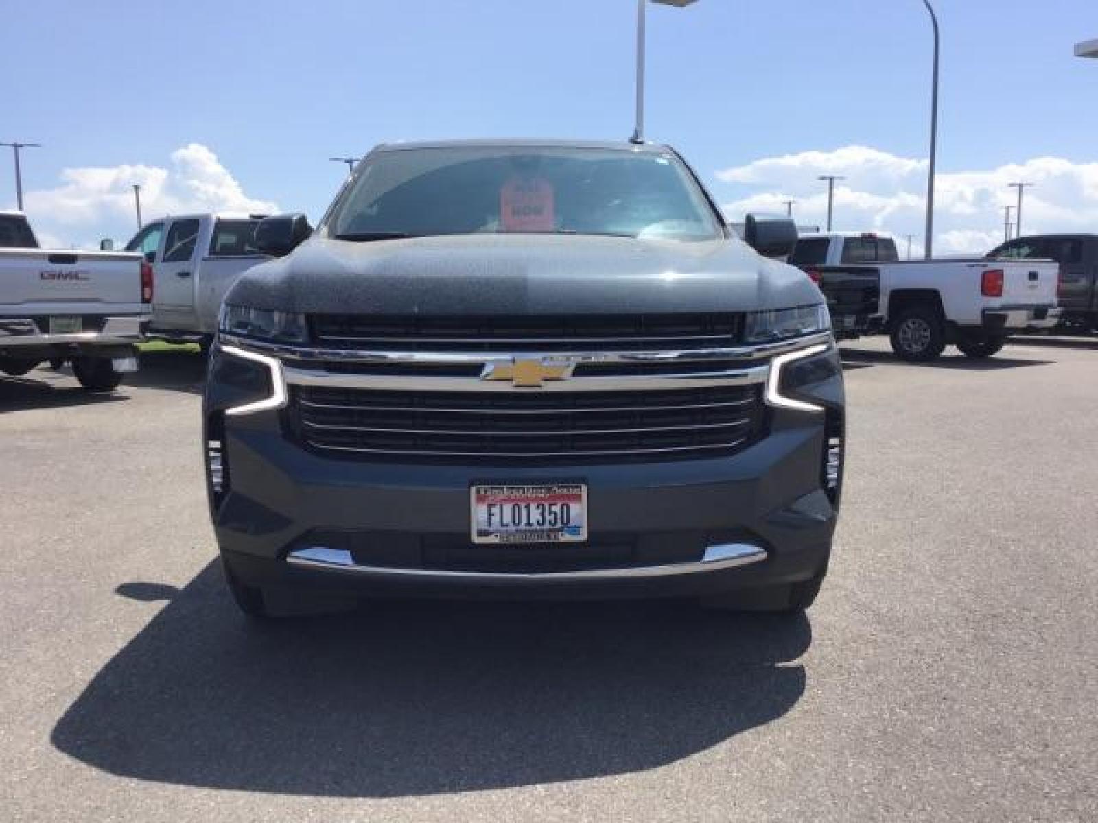 2021 GRAY /BLACK Chevrolet Suburban LT 4WD (1GNSKCKDXMR) with an 5.3L V8 OHV 16V engine, 10-Speed Automatic transmission, located at 1235 N Woodruff Ave., Idaho Falls, 83401, (208) 523-1053, 43.507172, -112.000488 - Photo #8