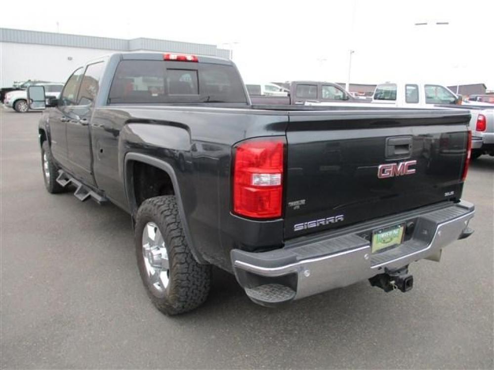 2019 GREY /BLACK GMC SIERRA 3500 SLE (1GT42UCYXKF) with an 8 engine, Automatic transmission, located at 1580 E Lincoln Rd, Idaho Falls, ID, 83401, (208) 523-4000, 0.000000, 0.000000 - Photo #4