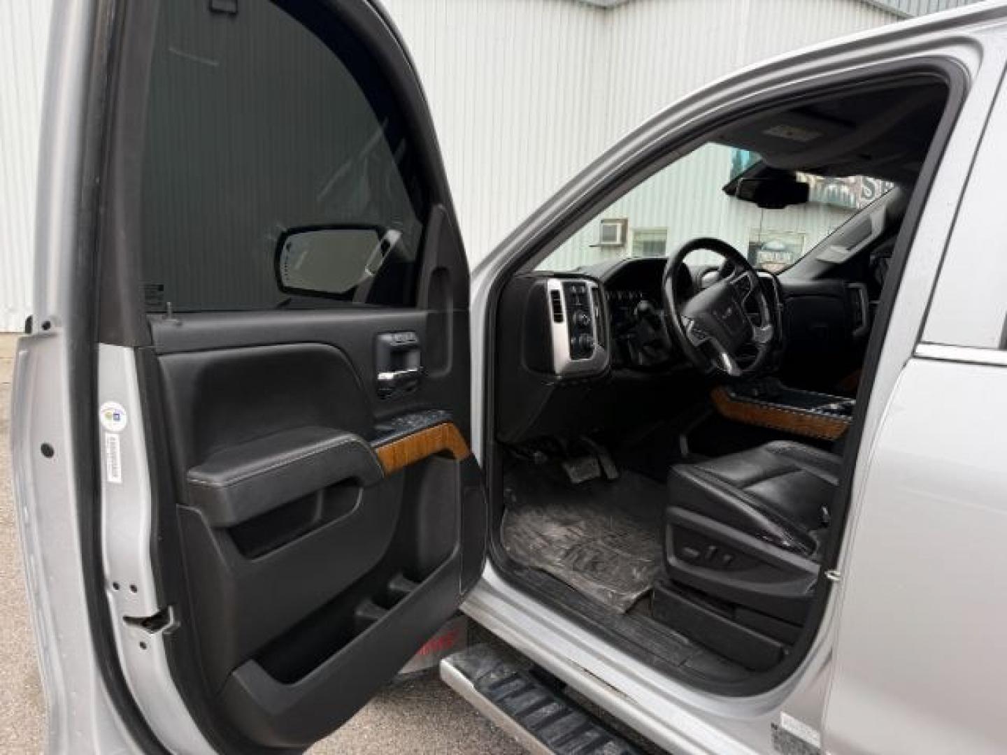 2014 SILVER /LEATHER GMC Sierra 1500 (1GTV2VECXEZ) with an 53 VORTEC engine, Automatic transmission, located at 1175 N Woodruff Ave, Idaho Falls, ID, 83401, 43.506901, -111.999657 - At Timberline Auto, finding a great deal on your next vehicle is always easy! Our experienced sales staff's goal is to help find you the right vehicle at the right price! Our knowledgeable finance department has options for almost any credit score. We offer extended service contract options to prote - Photo#43