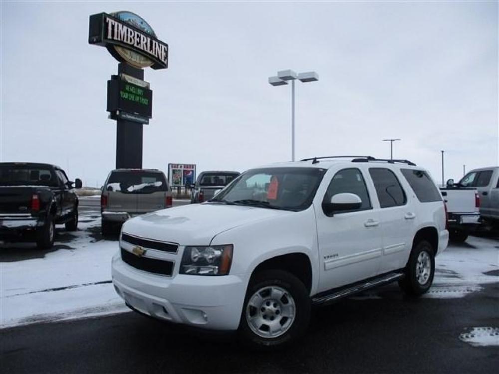 2012 WHITE /BLACK CHEVROLET TAHOE LT (1GNSKBE00CR) with an 8 engine, Automatic transmission, located at 1580 E Lincoln Rd, Idaho Falls, ID, 83401, (208) 523-4000, 0.000000, 0.000000 - Photo #0
