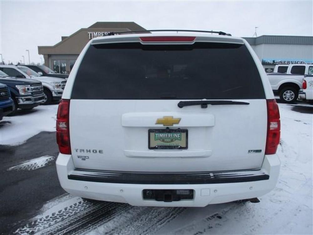 2012 WHITE /BLACK CHEVROLET TAHOE LT (1GNSKBE00CR) with an 8 engine, Automatic transmission, located at 1580 E Lincoln Rd, Idaho Falls, ID, 83401, (208) 523-4000, 0.000000, 0.000000 - Photo #5