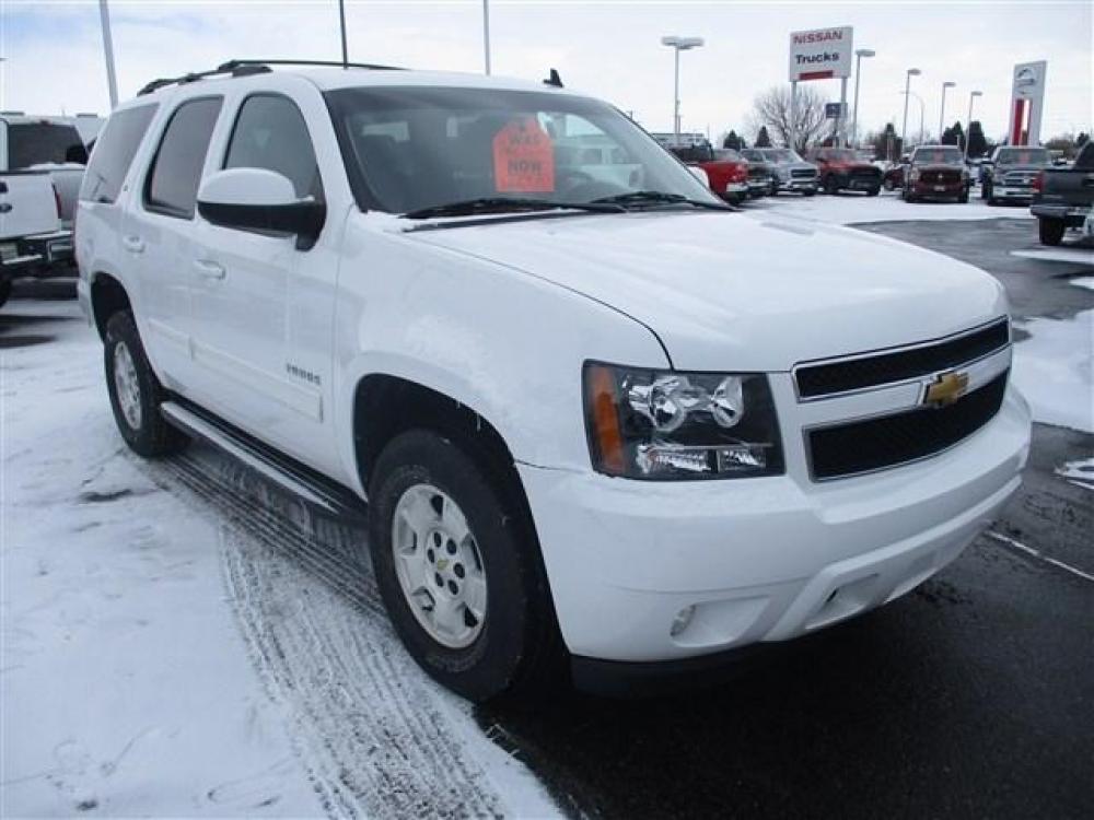 2012 WHITE /BLACK CHEVROLET TAHOE LT (1GNSKBE00CR) with an 8 engine, Automatic transmission, located at 1580 E Lincoln Rd, Idaho Falls, ID, 83401, (208) 523-4000, 0.000000, 0.000000 - Photo #8