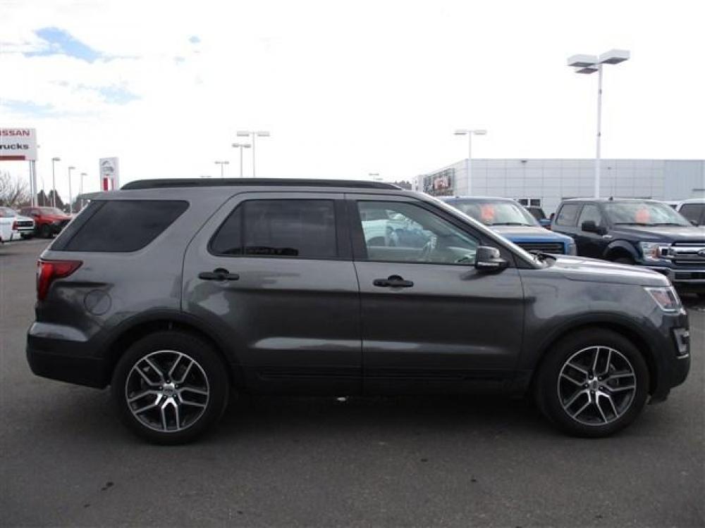 2017 GRAY /BLACK FORD EXPLORER SPORT (1FM5K8GT7HG) with an 6 engine, Automatic transmission, located at 1580 E Lincoln Rd, Idaho Falls, ID, 83401, (208) 523-4000, 0.000000, 0.000000 - Photo #7