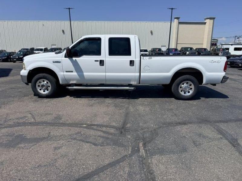 2006 Oxford White Clearcoat /Medium Flint Ford F-250 XLT (1FTSW21P56E) with an V8, 6.0L engine, 5-speed automatic transmission, located at 1175 N Woodruff Ave, Idaho Falls, ID, 83401, 43.506901, -111.999657 - <b>Vehicle Details</b><br>This 2006 Ford F-250 Super Duty XL XLT LARIAT is a rugged heavy-duty pickup built for serious towing, hauling, and everyday confidence. Equipped with 4WD and a V8 6.0L Diesel engine, this Super Duty delivers the power and capability drivers expect from a proven Ford truck.- Photo#1