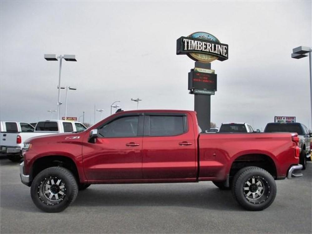 2019 RED /GREY CHEVROLET SILVERADO 1500 LT (1GCUYDED2KZ) with an 8 engine, Automatic transmission, located at 1580 E Lincoln Rd, Idaho Falls, ID, 83401, (208) 523-4000, 0.000000, 0.000000 - Photo #3