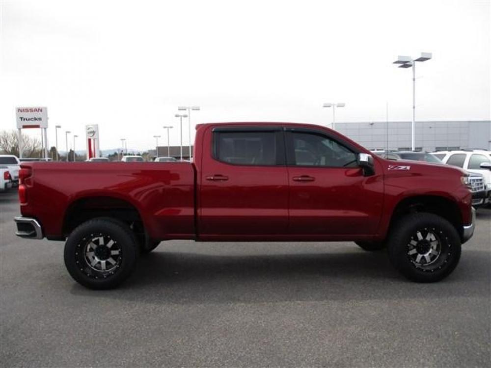 2019 RED /GREY CHEVROLET SILVERADO 1500 LT (1GCUYDED2KZ) with an 8 engine, Automatic transmission, located at 1580 E Lincoln Rd, Idaho Falls, ID, 83401, (208) 523-4000, 0.000000, 0.000000 - Photo #7