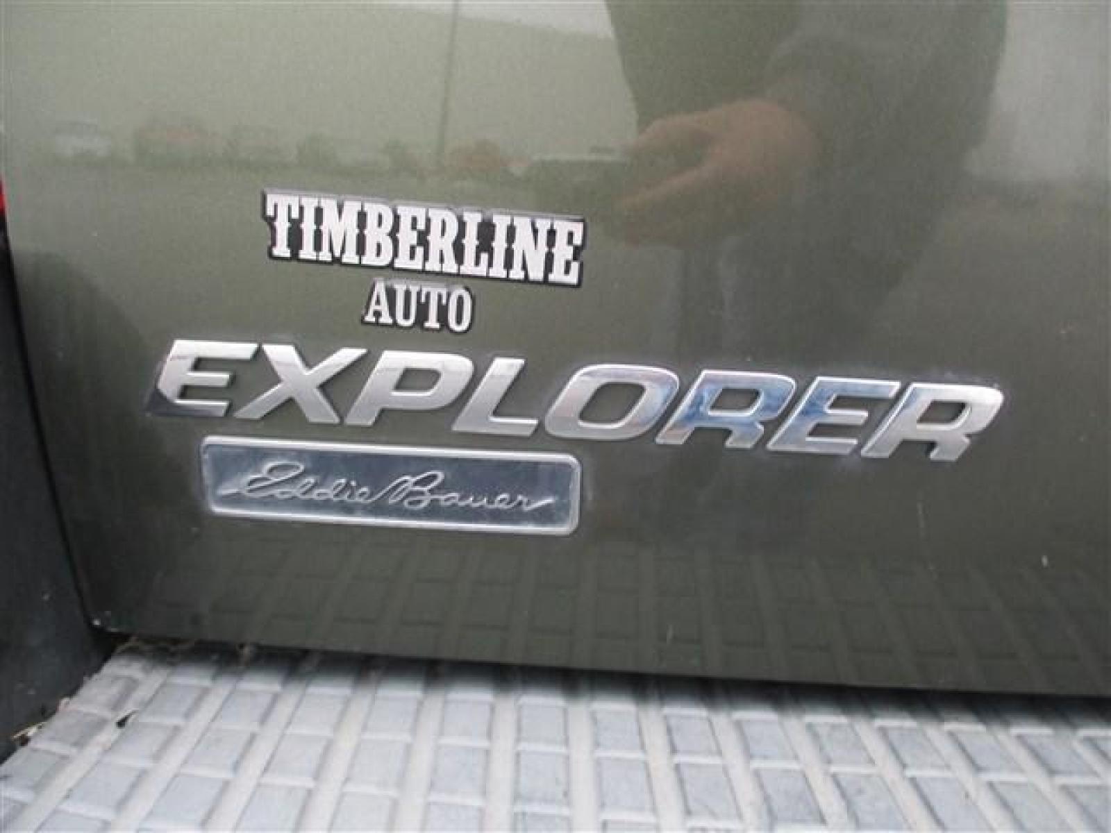 2004 TAN FORD EXPLORER EDDIE BAUER (1FMZU74W94U) with an 8 engine, 5 Speed Automatic transmission, located at 1580 E Lincoln Rd, Idaho Falls, ID, 83401, (208) 523-4000, 0.000000, 0.000000 - Photo #19