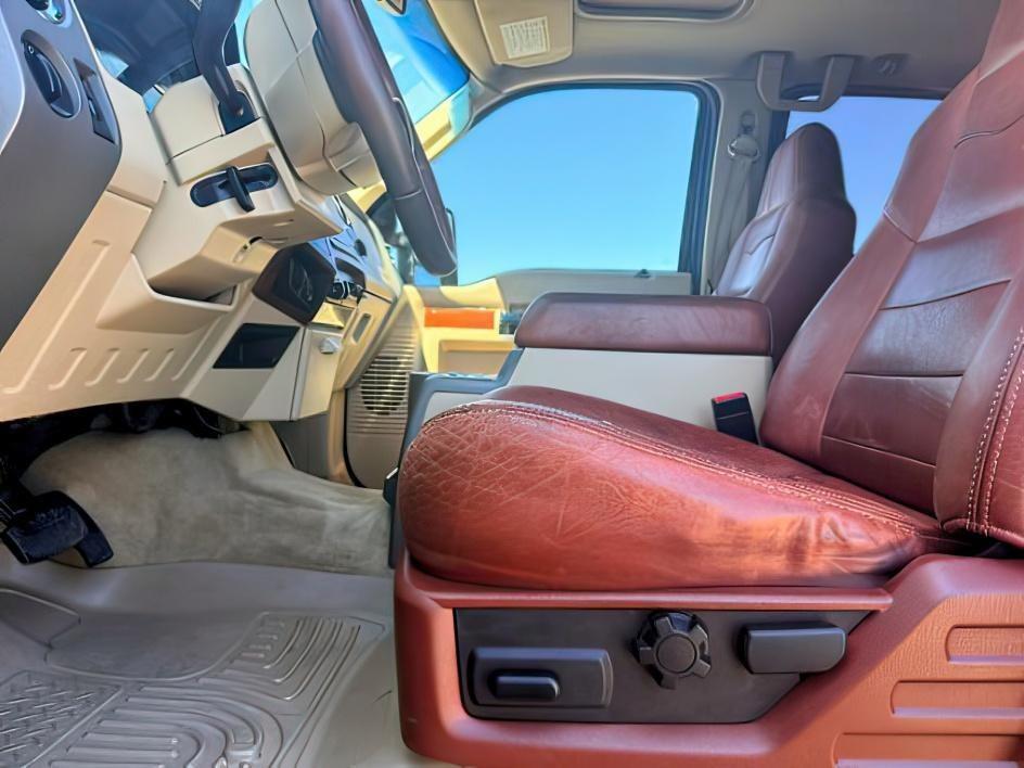 2010 BLACK /LEATHER Ford F-250 SD KING RANCH (1FTSW2BR2AE) with an 6.4L V8 engine, AUTOMATIC transmission, located at 1235 N Woodruff Ave., Idaho Falls, 83401, (208) 523-1053, 43.507172, -112.000488 - Premium ranch-inspired styling meets heavy-duty capability in this 2010 Ford F-250 Super Duty King Ranch, a full-size pickup designed for towing, hauling, and everyday truck use. Distinctive King Ranch details include rich maroon leather seating paired with signature wood trim accents that give the- Photo#11