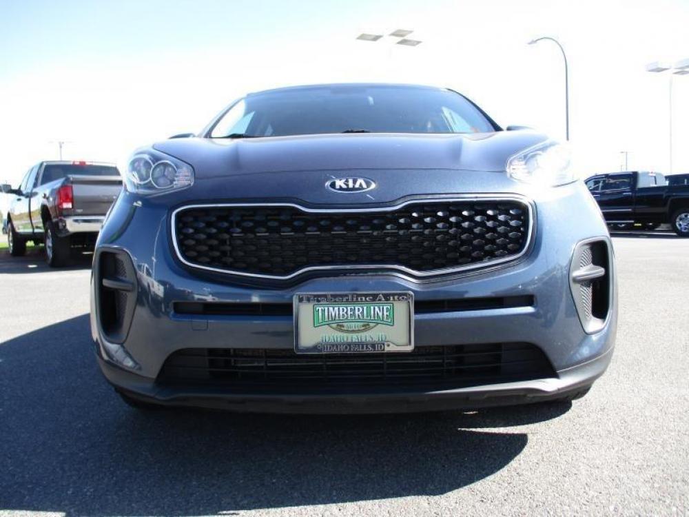 2018 BLUE /GREY KIA SPORTAGE LX (KNDPM3AC0J7) with an 4 engine, Automatic transmission, located at 1580 E Lincoln Rd, Idaho Falls, ID, 83401, (208) 523-4000, 0.000000, 0.000000 - 2.4L 4C- WAGON- 4WD- DRIVEN 39,987 MILES- CLOTH INTERIOR. At Timberline Auto it is always easy to find a great deal for a great vehicle. We pride ourselves on our ability to go the extra mile. With our exprerienced sales team we will be able to find you the right rig here on our lot or we can t - Photo #11