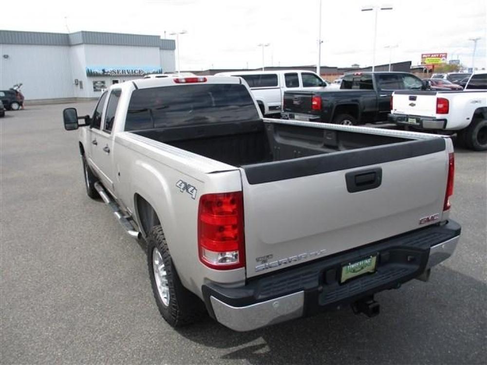2009 SILVER GMC SIERRA K2500 SLE (1GTHK53689F) with an 8 engine, Automatic transmission, located at 1580 E Lincoln Rd, Idaho Falls, ID, 83401, (208) 523-4000, 0.000000, 0.000000 - Photo #4
