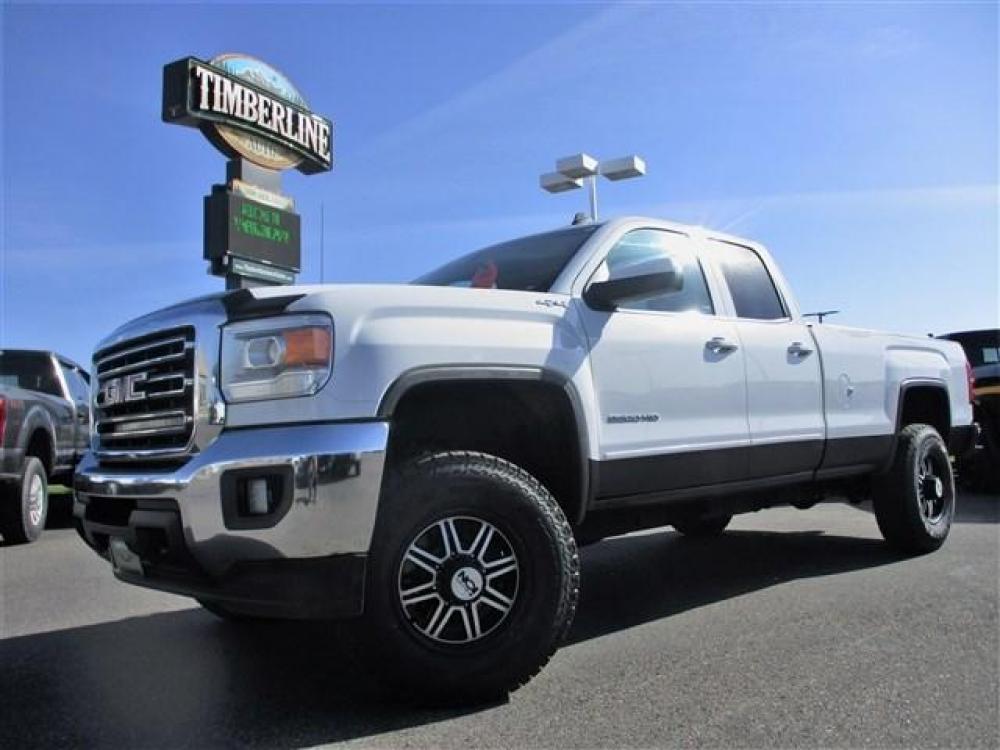 2015 WHITE GMC SIERRA 2500 SLE (1GT22YEG1FZ) with an 8 engine, Automatic transmission, located at 1580 E Lincoln Rd, Idaho Falls, ID, 83401, (208) 523-4000, 0.000000, 0.000000 - Photo #2