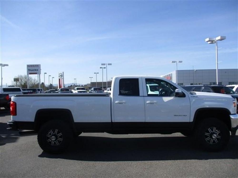 2015 WHITE GMC SIERRA 2500 SLE (1GT22YEG1FZ) with an 8 engine, Automatic transmission, located at 1580 E Lincoln Rd, Idaho Falls, ID, 83401, (208) 523-4000, 0.000000, 0.000000 - Photo #7