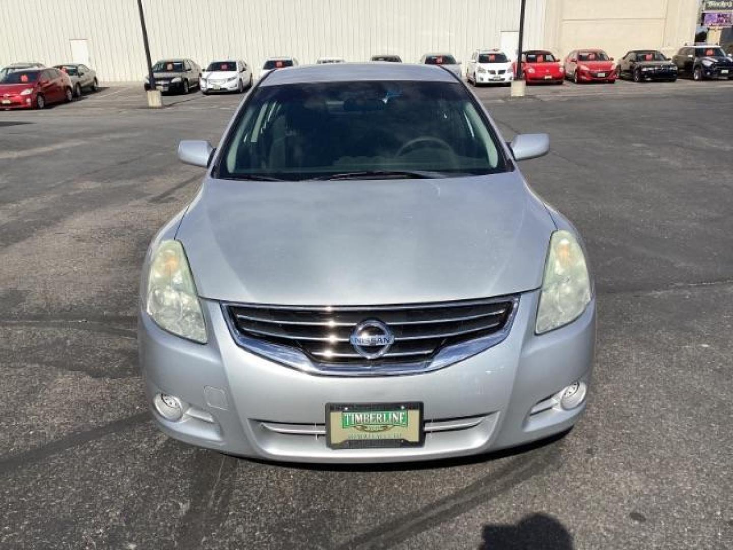 2011 Brilliant Silver Metallic /Frost Cloth Interior Nissan Altima 2.5 S (1N4AL2AP2BN) with an 2.5L L4 DOHC 16V engine, Continuously Variable Transmission transmission, located at 1235 N Woodruff Ave., Idaho Falls, 83401, (208) 523-1053, 43.507172, -112.000488 - The 2011 Nissan Altima comes with a range of features aimed at providing comfort, convenience, and performance. Here are some key features you can typically find in the 2011 Nissan Altima: Engine Options: The 2011 Altima typically offers a choice of two engines: 2.5-liter four-cylinder engine: Pro - Photo#7