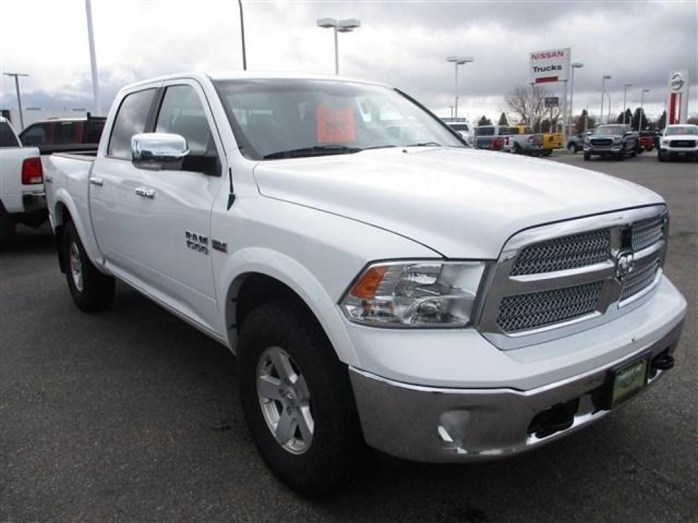 2018 WHITE /GRAY RAM 1500 SLT (1C6RR7LT1JS) with an 8 engine, Automatic transmission, located at 1580 E Lincoln Rd, Idaho Falls, ID, 83401, (208) 523-4000, 0.000000, 0.000000 - Photo #9