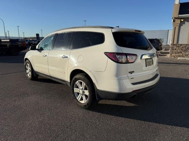 2013 WHITE /Ebony Chevrolet Traverse 1LT AWD (1GNKVGKD1DJ) with an 3.6L V6 DOHC 24V engine, 6-Speed Automatic transmission, located at 1235 N Woodruff Ave., Idaho Falls, 83401, (208) 523-1053, 43.507172, -112.000488 - Powered by a 3.6L V6 engine paired with a 6-speed transmission. Built for family hauling, it offers three-row seating for up to eight passengers with strong highway comfort and smooth daily drivability. AWD capability adds traction for snow and wet road conditions, making it a solid year-round SUV.- Photo#30