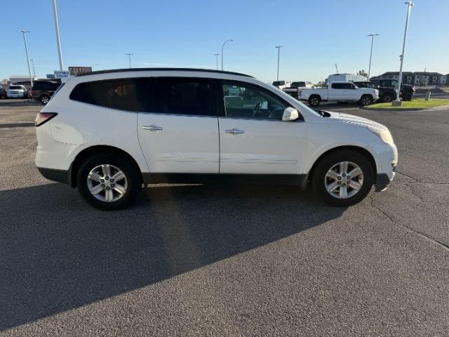 2013 WHITE /Ebony Chevrolet Traverse 1LT AWD (1GNKVGKD1DJ) with an 3.6L V6 DOHC 24V engine, 6-Speed Automatic transmission, located at 1235 N Woodruff Ave., Idaho Falls, 83401, (208) 523-1053, 43.507172, -112.000488 - Powered by a 3.6L V6 engine paired with a 6-speed transmission. Built for family hauling, it offers three-row seating for up to eight passengers with strong highway comfort and smooth daily drivability. AWD capability adds traction for snow and wet road conditions, making it a solid year-round SUV.- Photo#36