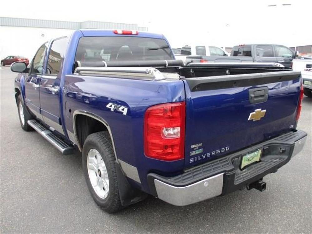 2010 BLUE /BLACK CHEVROLET SILVERADO 1500 LTZ (3GCRKTE25AG) with an 8 engine, Automatic transmission, located at 1580 E Lincoln Rd, Idaho Falls, ID, 83401, (208) 523-4000, 0.000000, 0.000000 - 6.2L V8- 4WD- CREW CAB- SHORT BED- DRIVEN MILES- LEATHER INTERIOR. At Timberline Auto it is always easy to find a great deal for a great vehicle. We pride ourselves on our ability to go the extra mile. With our exprerienced sales team we will be able to find you the right rig here on our lot - Photo #4