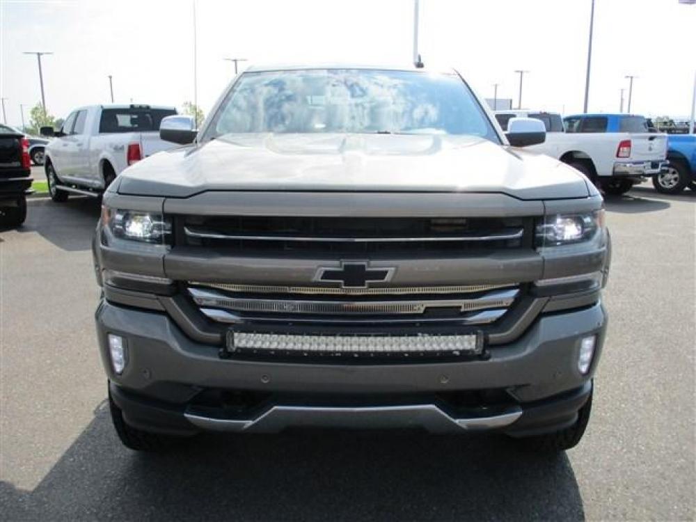 2017 SILVER CHEVROLET SILVERADO K1500 LTZ (3GCUKSEJ0HG) with an 8 engine, Automatic transmission, located at 1580 E Lincoln Rd, Idaho Falls, ID, 83401, (208) 523-4000, 0.000000, 0.000000 - Photo #8