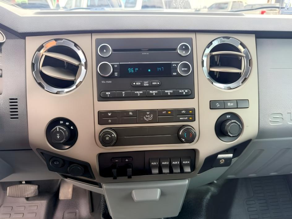 2015 WHITE /Steel Ford F-350 XL (1FT8W3BT9FE) with an V8, 6.7L engine, 6-Speed Automatic transmission, located at 1175 N Woodruff Ave, Idaho Falls, ID, 83401, 43.506901, -111.999657 - <b>Vehicle Details</b><br>Pre-owned 2015 Ford F-350 Super Duty XL Crew Cab Long Bed 4WD for sale in Idaho Falls, ID. This heavy-duty pickup is built to handle demanding jobs, weekend projects, and everyday driving with confidence. Equipped with a powerful V8 6.7L Diesel engine and 4WD, it delivers t- Photo#41