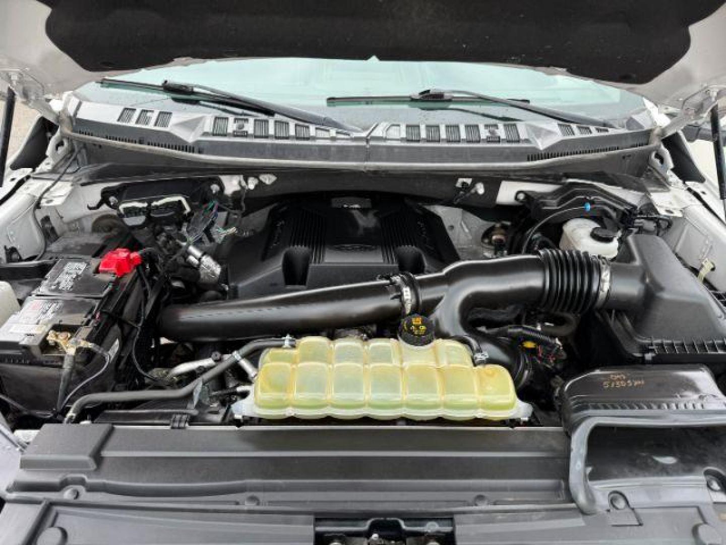 2019 Oxford White /Black Ford F-150 (1FTFW1E48KF) with an EcoBoost 35L V-6 portdirect injection engine, Automatic transmission, located at 1175 N Woodruff Ave, Idaho Falls, ID, 83401, 43.506901, -111.999657 - At Timberline Auto, finding a great deal on your next vehicle is always easy! Our experienced sales staff's goal is to help find you the right vehicle at the right price! Our knowledgeable finance department has options for almost any credit score. We offer extended service contract options to prote - Photo#24