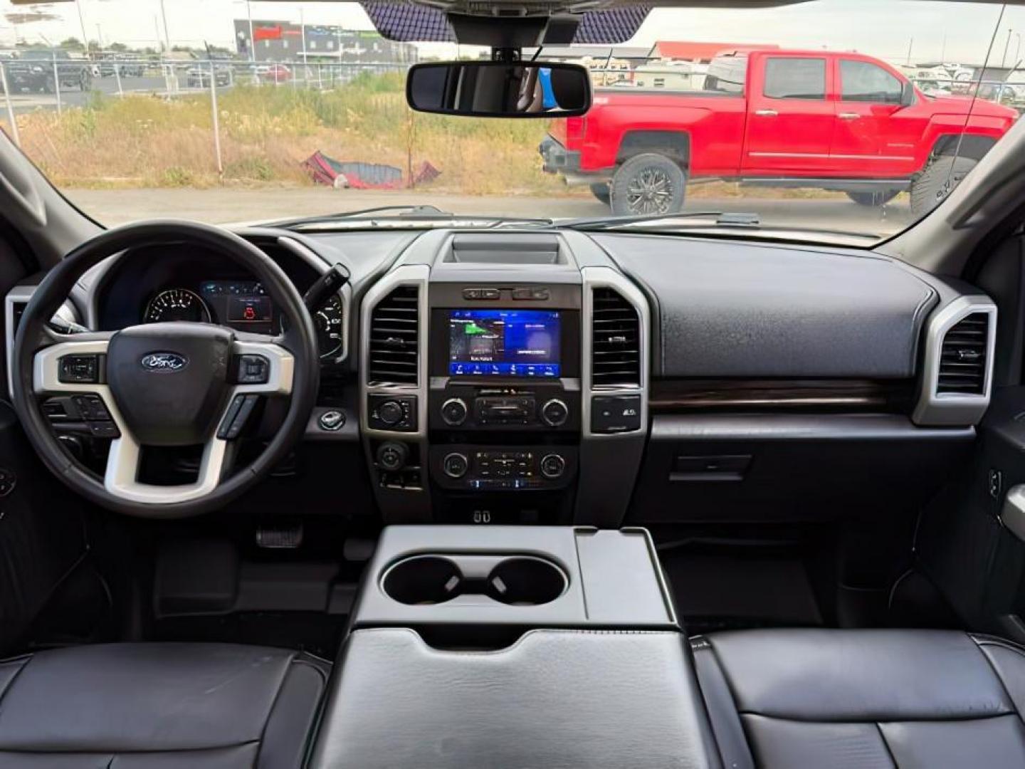 2019 Oxford White /Black Ford F-150 LARIAT (1FTFW1E48KF) with an EcoBoost 3.5L V-6 port/direct injection engine, AUTOMATIC transmission, located at 1235 N Woodruff Ave., Idaho Falls, 83401, (208) 523-1053, 43.507172, -112.000488 - At Timberline Auto, finding a great deal on your next vehicle is always easy! Our experienced sales staff's goal is to help find you the right vehicle at the right price! Our knowledgeable finance department has options for almost any credit score. We offer extended service contract options to prote - Photo#21