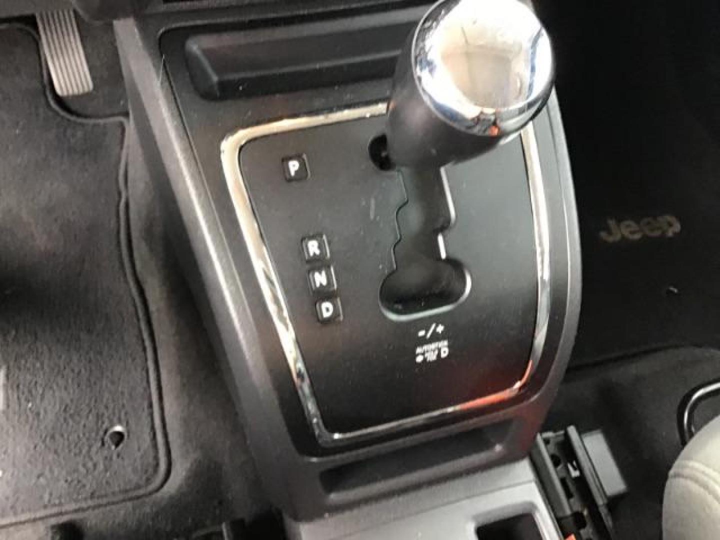 2017 GREY Jeep Patriot SPORT UTILITY 4-DR (1C4NJPBA4HD) with an 2.0L L4 DOHC 16V engine, Continuously Variable Transmission | 5-Speed Manua transmission, located at 1235 N Woodruff Ave., Idaho Falls, 83401, (208) 523-1053, 43.507172, -112.000488 - Photo#14