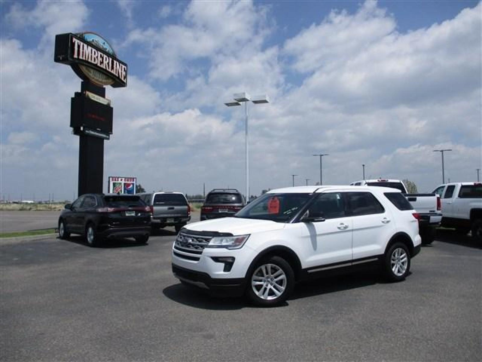 2018 WHITE /WHITE Ford Explorer XLT 4WD (1FM5K8D85JG) with an 3.5L V6 DOHC 24V engine, 6-Speed Automatic transmission, located at 1235 N Woodruff Ave., Idaho Falls, 83401, (208) 523-1053, 43.507172, -112.000488 - Photo #0