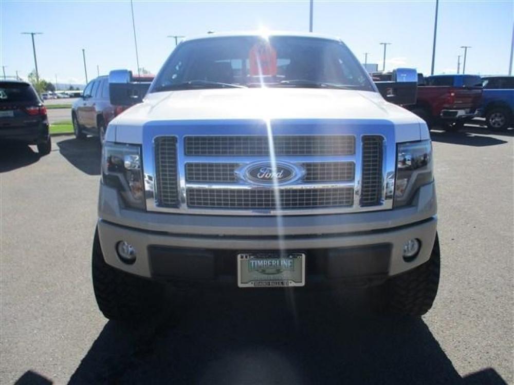 2010 WHITE /BROWN FORD F150 KING RANCH (1FTFW1EV6AK) with an 8 engine, Automatic transmission, located at 1580 E Lincoln Rd, Idaho Falls, ID, 83401, (208) 523-4000, 0.000000, 0.000000 - 5.4L TRITON- 4WD- CREW CAB- SHORT BED- LIFTED- AFTERMARKET 20'' WHEELS- LIKE NEW OVERSIZED TIRES- DRIVEN 111,207 MILES- LEATHER INTERIOR. At Timberline Auto it is always easy to find a great deal for a great vehicle. We pride ourselves on our ability to go the extra mile. With our exprerienced - Photo #8