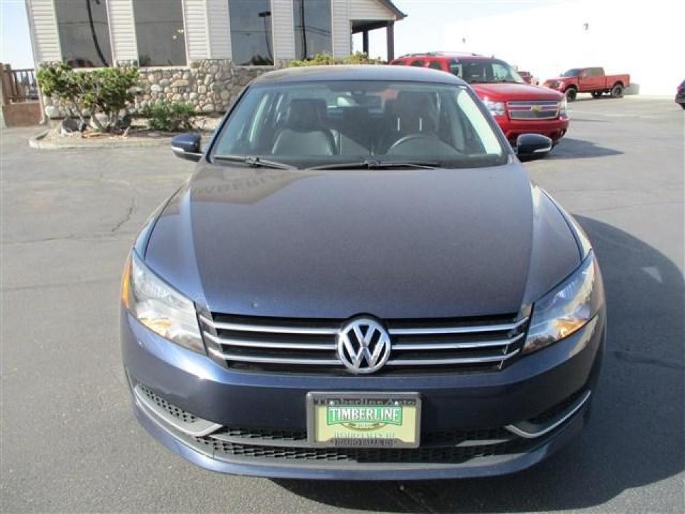 2014 BLUE VOLKSWAGEN PASSAT SE (1VWBT7A35EC) with an 4 engine, 5 Speed Manual transmission, located at 1580 E Lincoln Rd, Idaho Falls, ID, 83401, (208) 523-4000, 0.000000, 0.000000 - Photo #7