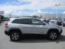 2015 SILVER /BLACK JEEP CHEROKEE TRAILHAWK (1C4PJMBS8FW) with an 6 engine, Automatic transmission, located at 1580 E Lincoln Rd, Idaho Falls, ID, 83401, (208) 523-4000, 0.000000, 0.000000 - 3.2L V6- 4WD- WAGON- DRIVEN 118,772 MILES- CLOTH/LEATHER COMPOSITE INTERIOR. At Timberline Auto it is always easy to find a great deal for a great vehicle. We pride ourselves on our ability to go the extra mile. With our exprerienced sales team we will be able to find you the right rig here on - Photo #6