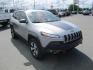 2015 SILVER /BLACK JEEP CHEROKEE TRAILHAWK (1C4PJMBS8FW) with an 6 engine, Automatic transmission, located at 1580 E Lincoln Rd, Idaho Falls, ID, 83401, (208) 523-4000, 0.000000, 0.000000 - 3.2L V6- 4WD- WAGON- DRIVEN 118,772 MILES- CLOTH/LEATHER COMPOSITE INTERIOR. At Timberline Auto it is always easy to find a great deal for a great vehicle. We pride ourselves on our ability to go the extra mile. With our exprerienced sales team we will be able to find you the right rig here on - Photo #7