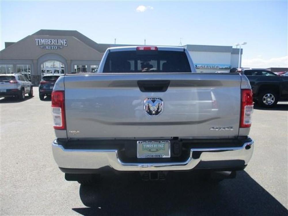 2021 SILVER /GREY RAM 3500 TRADESMAN (3C63R3CLXMG) with an 6 engine, Automatic transmission, located at 1580 E Lincoln Rd, Idaho Falls, ID, 83401, (208) 523-4000, 0.000000, 0.000000 - 6.7L CUMMINS- AISIN TRANSMISSION- 4WD- CREW CAB- STANDARD BED- DRIVEN 6,822 MILES- CLOTH INTERIOR. At Timberline Auto it is always easy to find a great deal for a great vehicle. We pride ourselves on our ability to go the extra mile. With our exprerienced sales team we will be able to find you - Photo #4