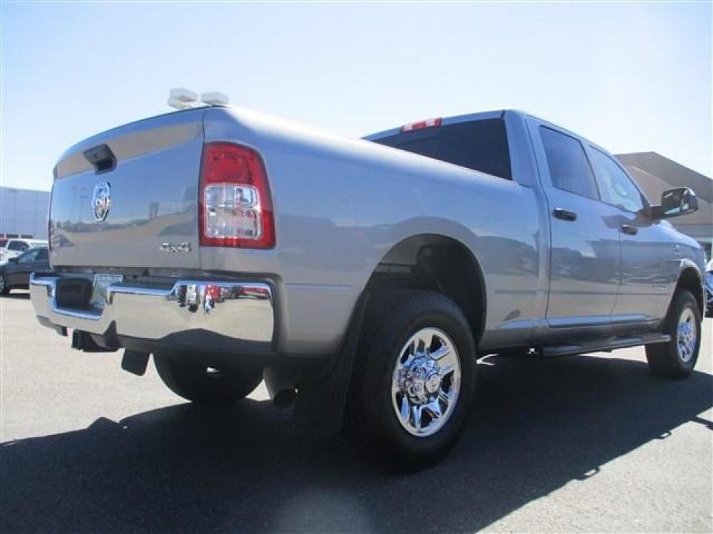 2021 SILVER /GREY RAM 3500 TRADESMAN (3C63R3CLXMG) with an 6 engine, Automatic transmission, located at 1580 E Lincoln Rd, Idaho Falls, ID, 83401, (208) 523-4000, 0.000000, 0.000000 - 6.7L CUMMINS- AISIN TRANSMISSION- 4WD- CREW CAB- STANDARD BED- DRIVEN 6,822 MILES- CLOTH INTERIOR. At Timberline Auto it is always easy to find a great deal for a great vehicle. We pride ourselves on our ability to go the extra mile. With our exprerienced sales team we will be able to find you - Photo #5