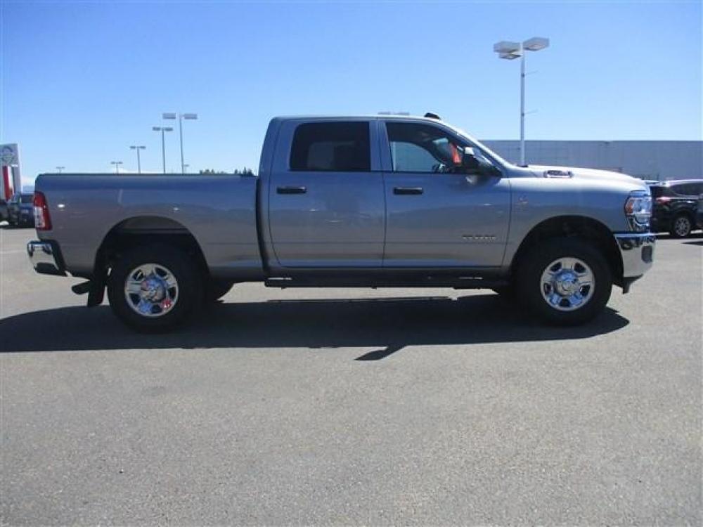 2021 SILVER /GREY RAM 3500 TRADESMAN (3C63R3CLXMG) with an 6 engine, Automatic transmission, located at 1580 E Lincoln Rd, Idaho Falls, ID, 83401, (208) 523-4000, 0.000000, 0.000000 - 6.7L CUMMINS- AISIN TRANSMISSION- 4WD- CREW CAB- STANDARD BED- DRIVEN 6,822 MILES- CLOTH INTERIOR. At Timberline Auto it is always easy to find a great deal for a great vehicle. We pride ourselves on our ability to go the extra mile. With our exprerienced sales team we will be able to find you - Photo #7