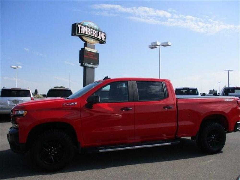 2019 RED /BLACK CHEVROLET 1500 TRAIL BOSS (1GCPYFED3KZ) with an 8 engine, Automatic transmission, located at 1580 E Lincoln Rd, Idaho Falls, ID, 83401, (208) 523-4000, 0.000000, 0.000000 - 5.3L V8- 4WD- CREW CAB- STANDARD BED- DRIVEN 43,699 MILES- PREMIUM CLOTH INTERIOR. At Timberline Auto it is always easy to find a great deal for a great vehicle. We pride ourselves on our ability to go the extra mile. With our exprerienced sales team we will be able to find you the right rig h - Photo #2