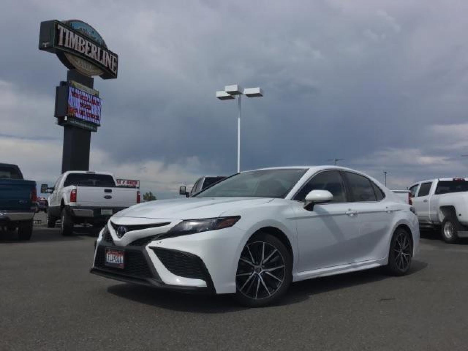 2021 Super White /Ash, leatherette/cloth Toyota Camry SE (4T1G11AKXMU) with an 2.5L L4 DOHC 16V engine, 8-Speed Automatic transmission, located at 1235 N Woodruff Ave., Idaho Falls, 83401, (208) 523-1053, 43.507172, -112.000488 - Photo #0