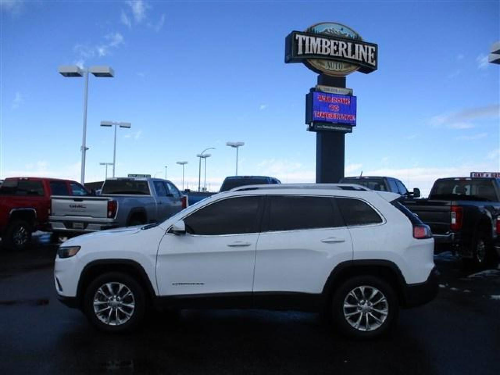 2019 WHITE JEEP CHEROKEE LATITUDE (1C4PJMCB9KD) with an 4 engine, Automatic transmission, located at 1580 E Lincoln Rd, Idaho Falls, ID, 83401, (208) 523-4000, 0.000000, 0.000000 - Explore more cities, more mountains, and more scenery with 23mpg city and 31mpg highway in this 4WD midsized SUV. The Jeep Cherokee is very roomy inside and has a large cargo area with the ability to lay down the rear seats to add more room. Some features include a back up camera, bluetooth, steerin - Photo #1